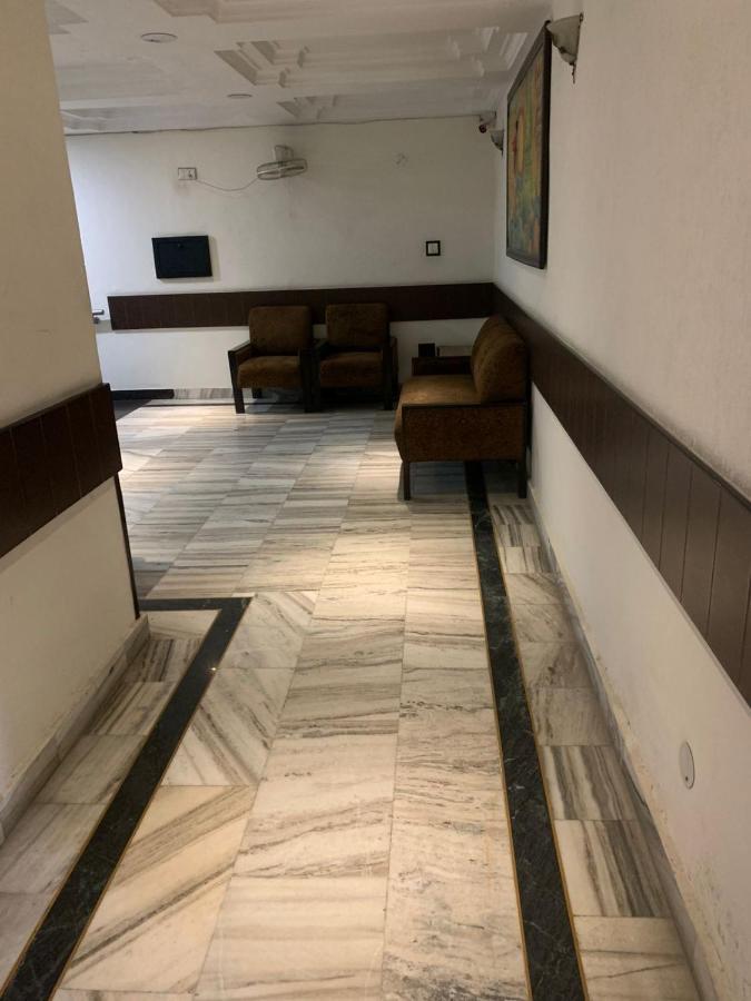 Hotel Raman'S Jagādhri Kültér fotó