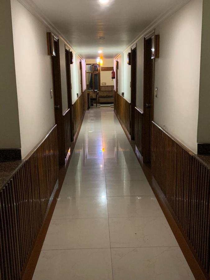Hotel Raman'S Jagādhri Kültér fotó